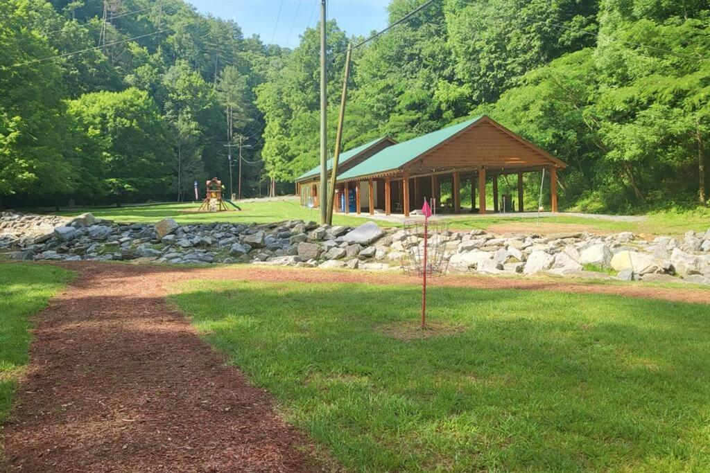 Luxe Retreat - Last Wknd April! - Easy Drive - Xl Swim Sevierville